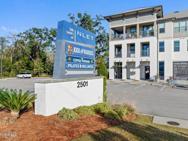 Condo for sale in Ocean Springs, Mississippi