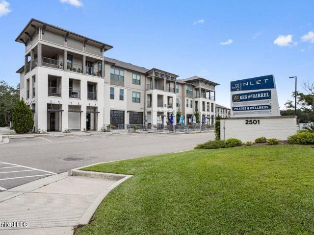 Condo for sale in Ocean Springs, Mississippi