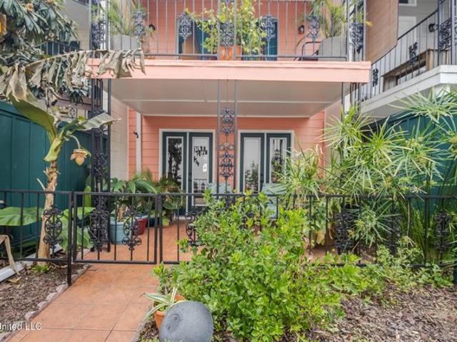 Condo for sale in Gulfport, Mississippi