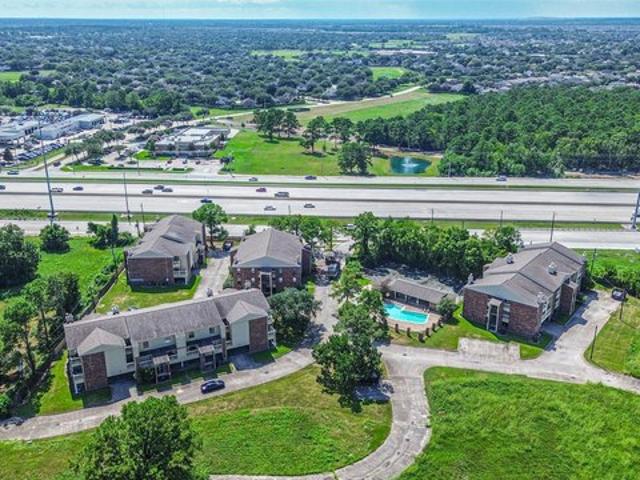Condo for sale in Dickinson, Texas