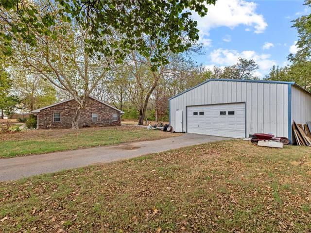 House for sale in Weatherford, Custer County