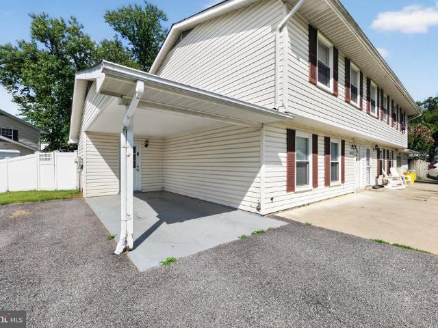 Townhouse for sale in Gambrills, Maryland