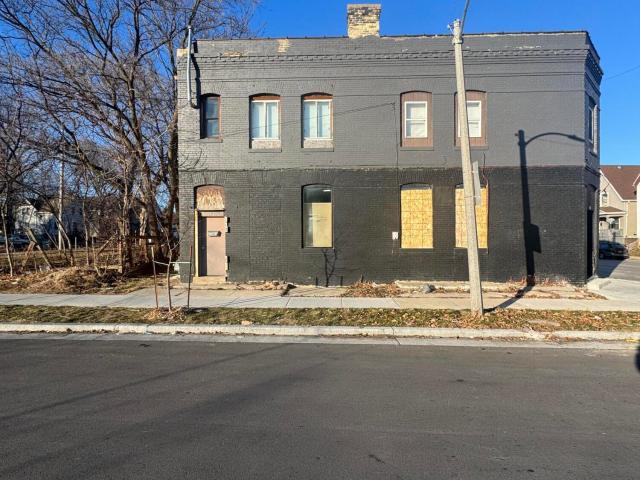 Commercial for sale in Milwaukee, Wisconsin