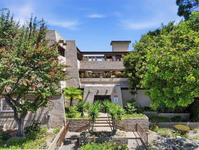 Condo for sale in Gardena, California