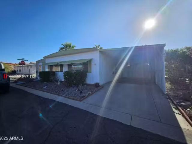 House for sale in Avondale