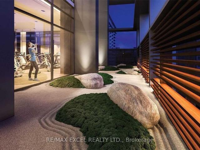 House for rent in Toronto Centre, Toronto