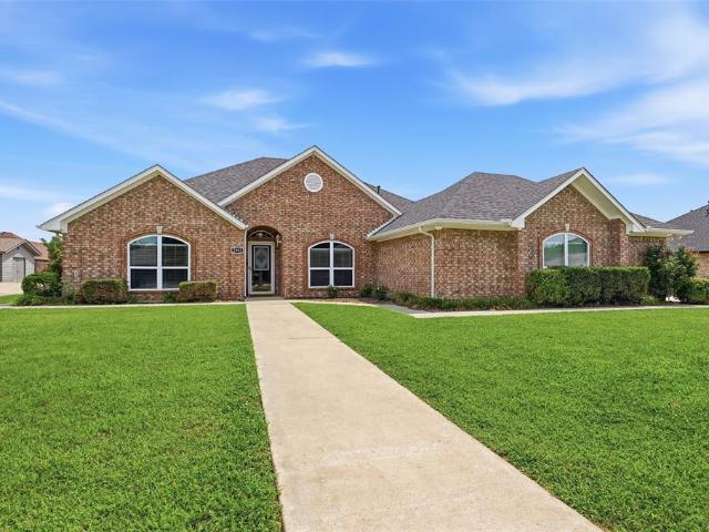 House for sale in Whitesboro, Texas