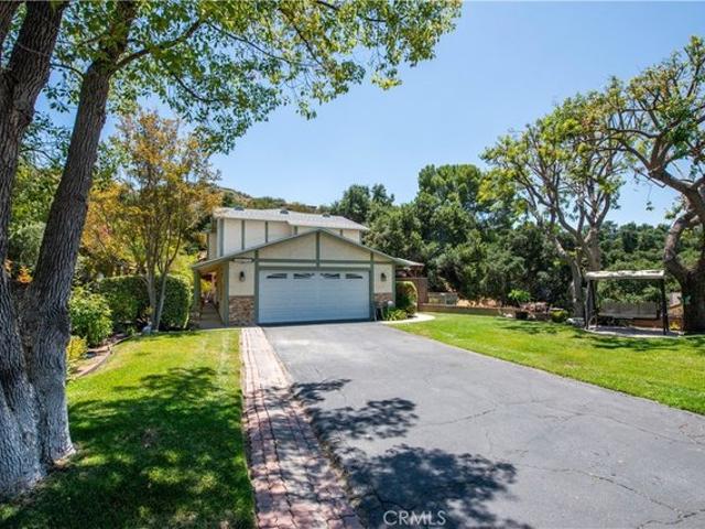 House for sale in Canyon Country, California
