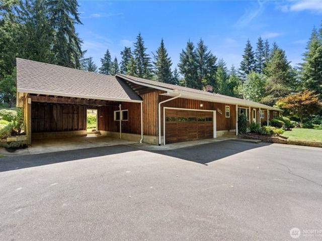 House for sale in Centralia, Washington