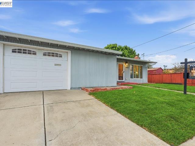 House for sale in Hayward, Alameda County