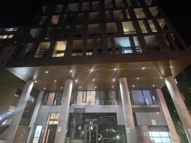 Condo for rent in Toronto Centre, Toronto