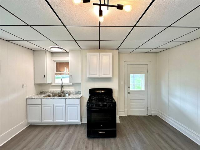 House for sale in Mount Washington, Beaver Falls