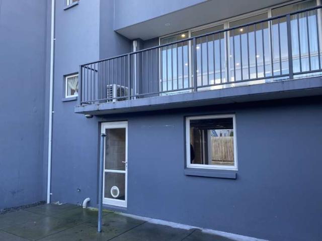 Townhouse for rent in Canterbury