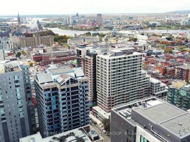 Condo for sale in Byward Market, Ottawa