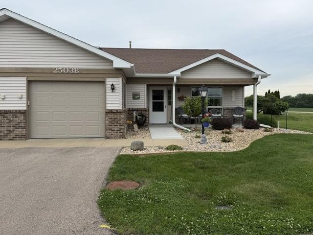 Townhouse for sale in Whiteside, Illinois