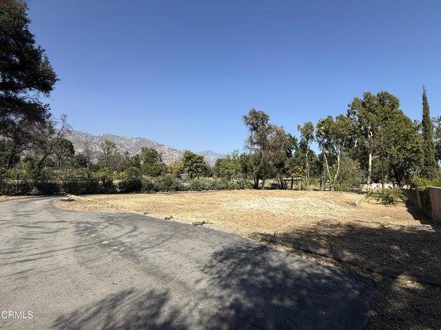 Land for sale in Altadena, California