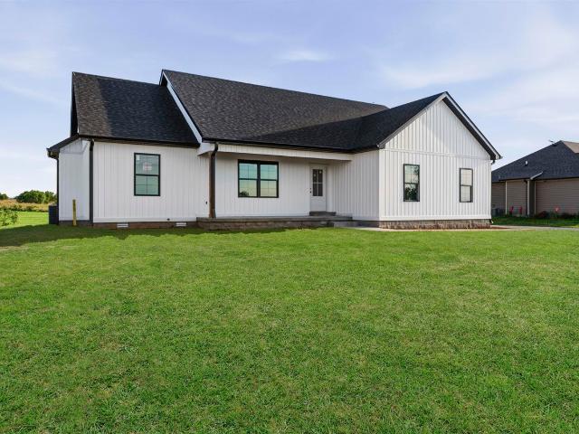 House for sale in Oakland, Kentucky