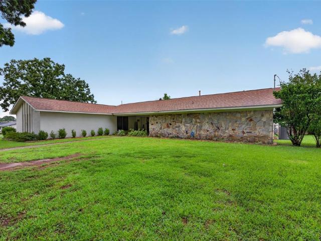 House for sale in Cross Lake Hills South, Shreveport