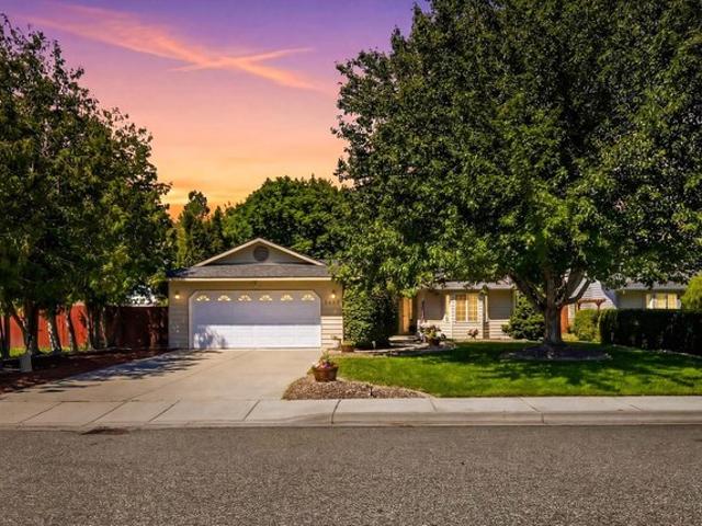 House for sale in West Richland, Washington