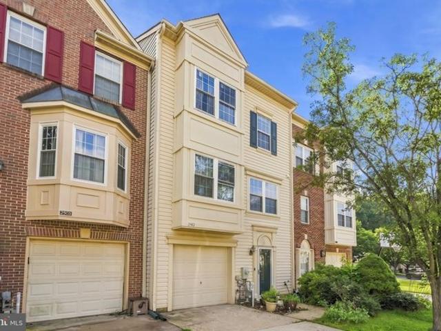 Townhouse for sale in Crofton, Maryland