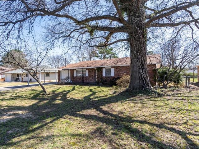 House for sale in Ark