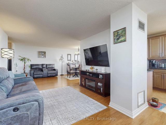 Condo for sale in Woburn, Ontario