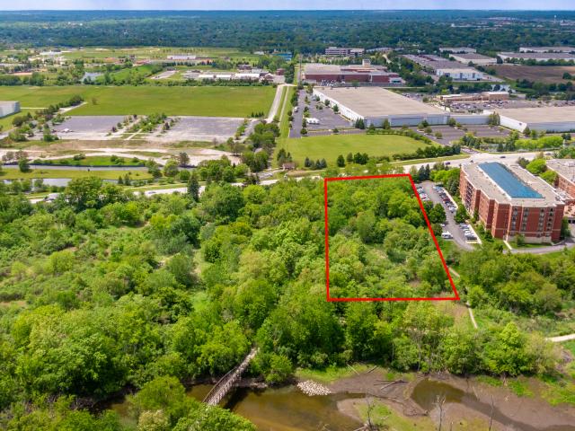 Land for sale in Vernon Hills, Illinois