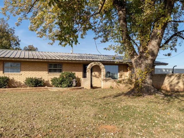House for sale in Maysville, Oklahoma