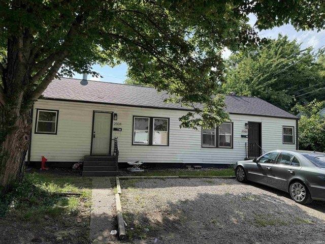 House for sale in Evansville, Indiana