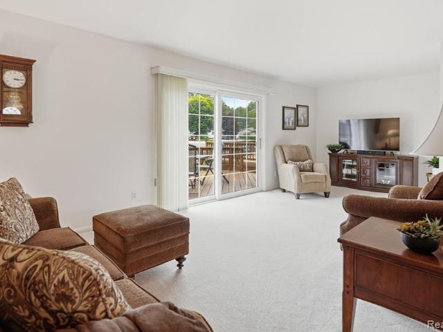 House for sale in Fenton, Michigan