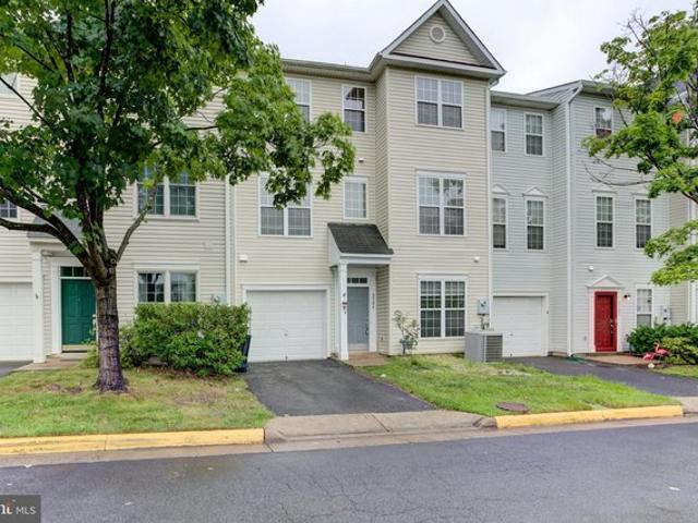 Townhouse for sale in Virginia