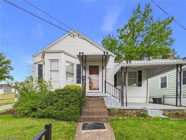House for sale in Parkersburg, West Virginia
