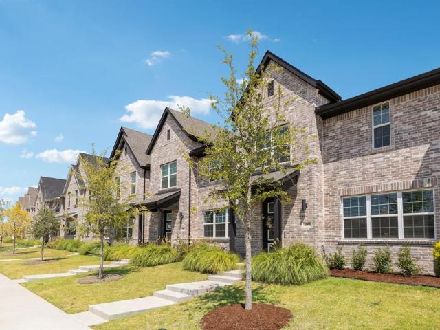 Townhouse for sale in Mckinney, Texas
