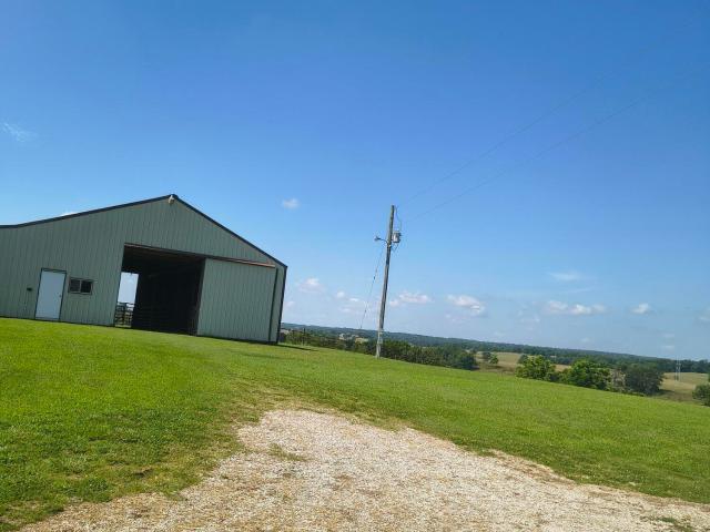 Farm for sale in Barry, Missouri