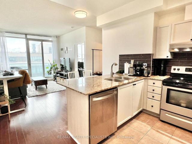 Condo for rent in City Centre, Mississauga
