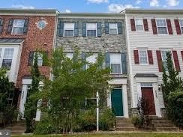 Townhouse for sale in Virginia
