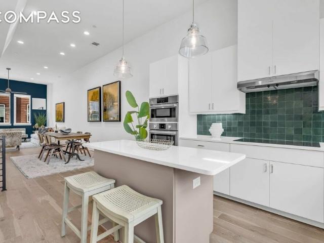 Townhouse for sale in Austin