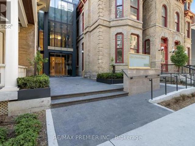 Condo for sale in Woburn, Ontario