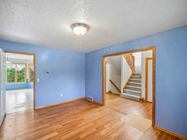 House for sale in White Oaks, West Des Moines