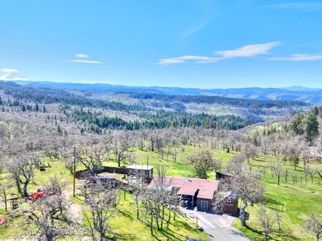 House for sale in Oregonia