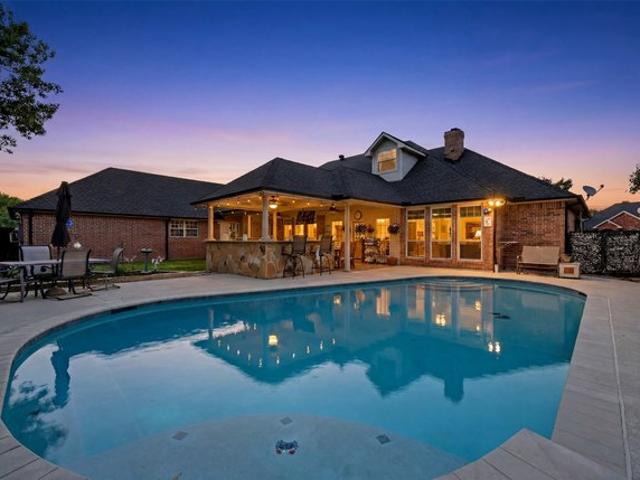 House for sale in Ellis, Texas