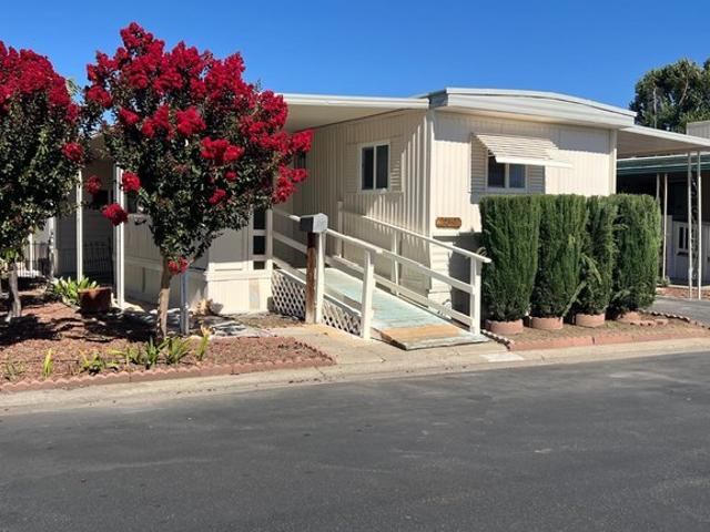 House for sale in Escalon, California