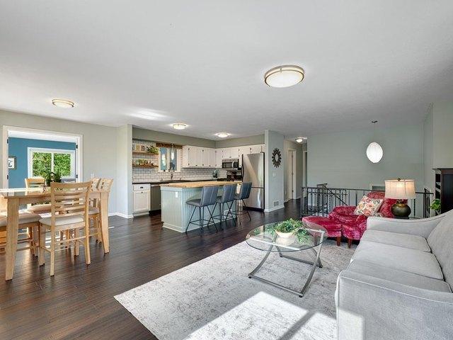 House for sale in Plymouth, Hennepin County