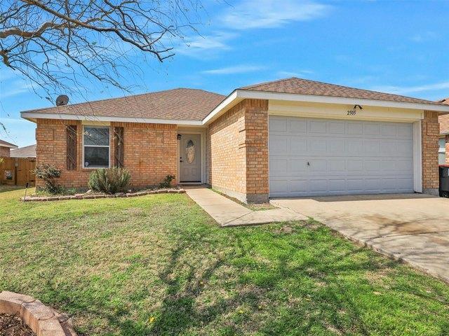 House for sale in Anna, Texas