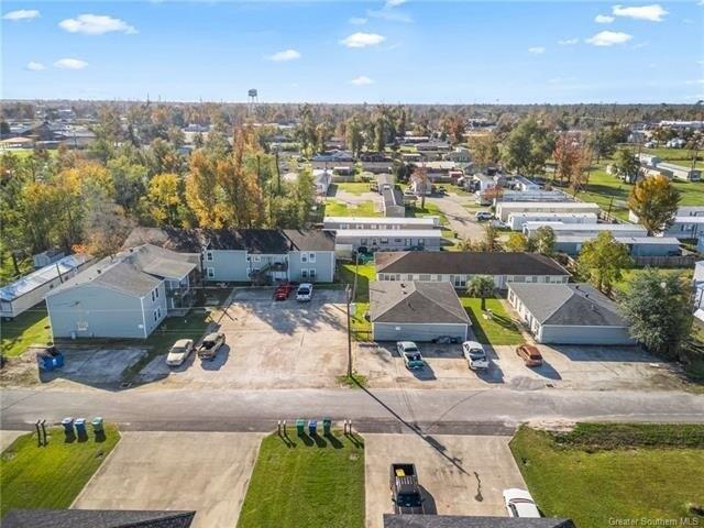 Apartment for sale in Sulphur Apartment for sale in Sulphur