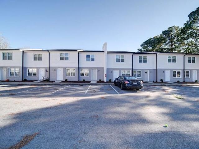 House for sale in Sheraton Place, Greenville