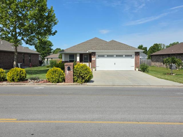 House for sale in Carthage, Missouri