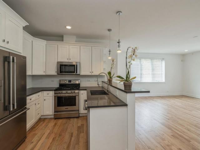 Condo for sale in Chicago Park, Illinois