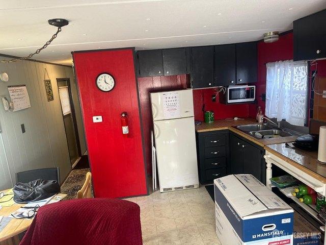 House for sale in Edison, New Jersey
