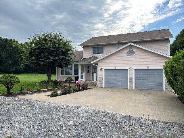 House for sale in Houstonia, Missouri